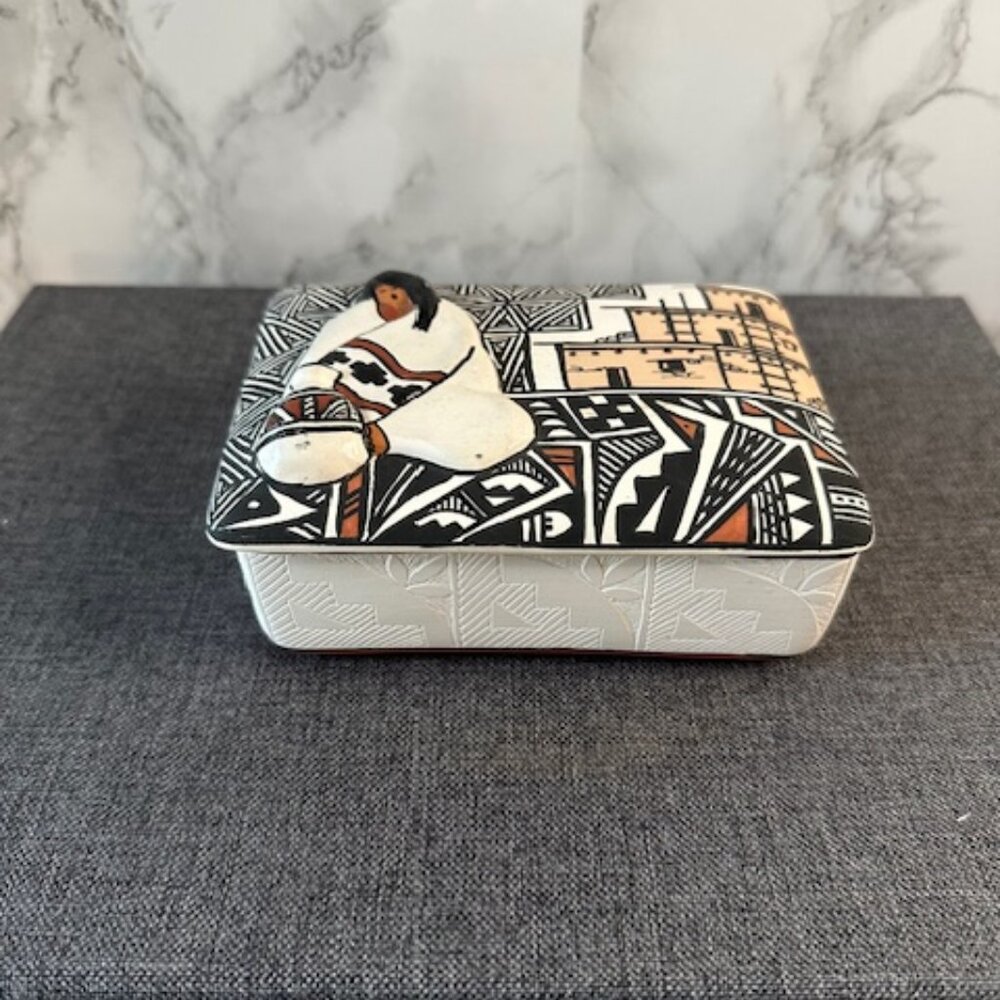 Vintage Acoma hand-painted Native American pottery box